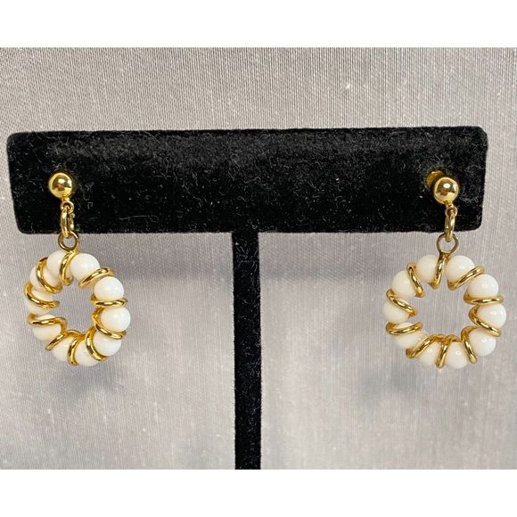 Little Hoop Earrings Gold Tone Wire Wrapped White Beads - Picture 2 of 6